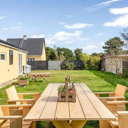 Alpi - 270m From The Sea By Interhome * Laeso