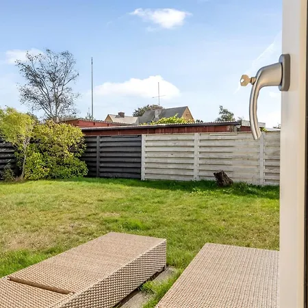 Vakantiehuis Alpi - 270m From The Sea By Interhome Laeso