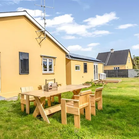 Alpi - 270m From The Sea By Interhome Laeso